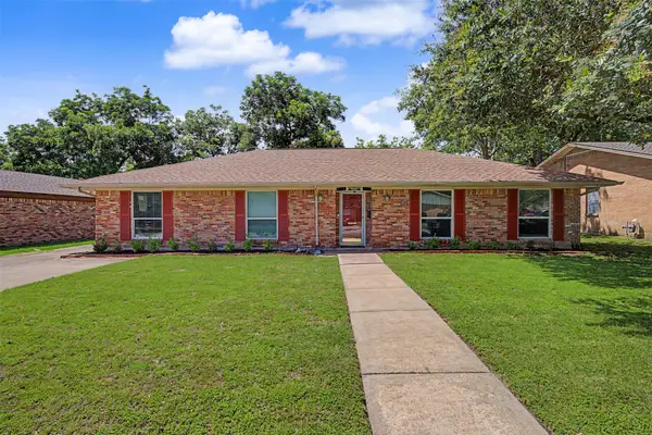 2009 Cliffside Drive, Edgecliff Village, TX 76134