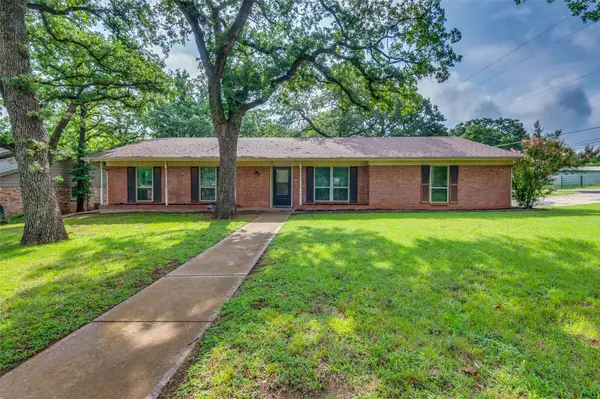5500 Woodland Hills Drive, Denton, TX 76208
