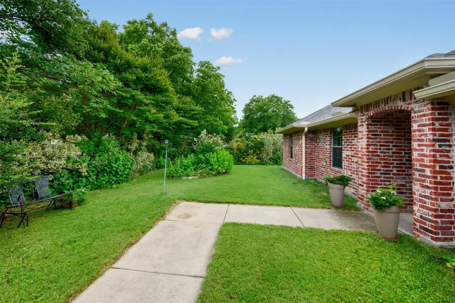 3301 Sycamore Drive, Flower Mound, TX 75028 - #3