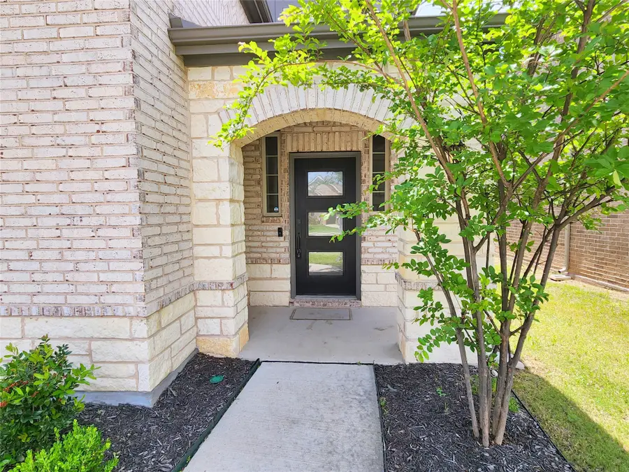 1232 Western Yarrow Avenue, Justin, TX 76247 - #2