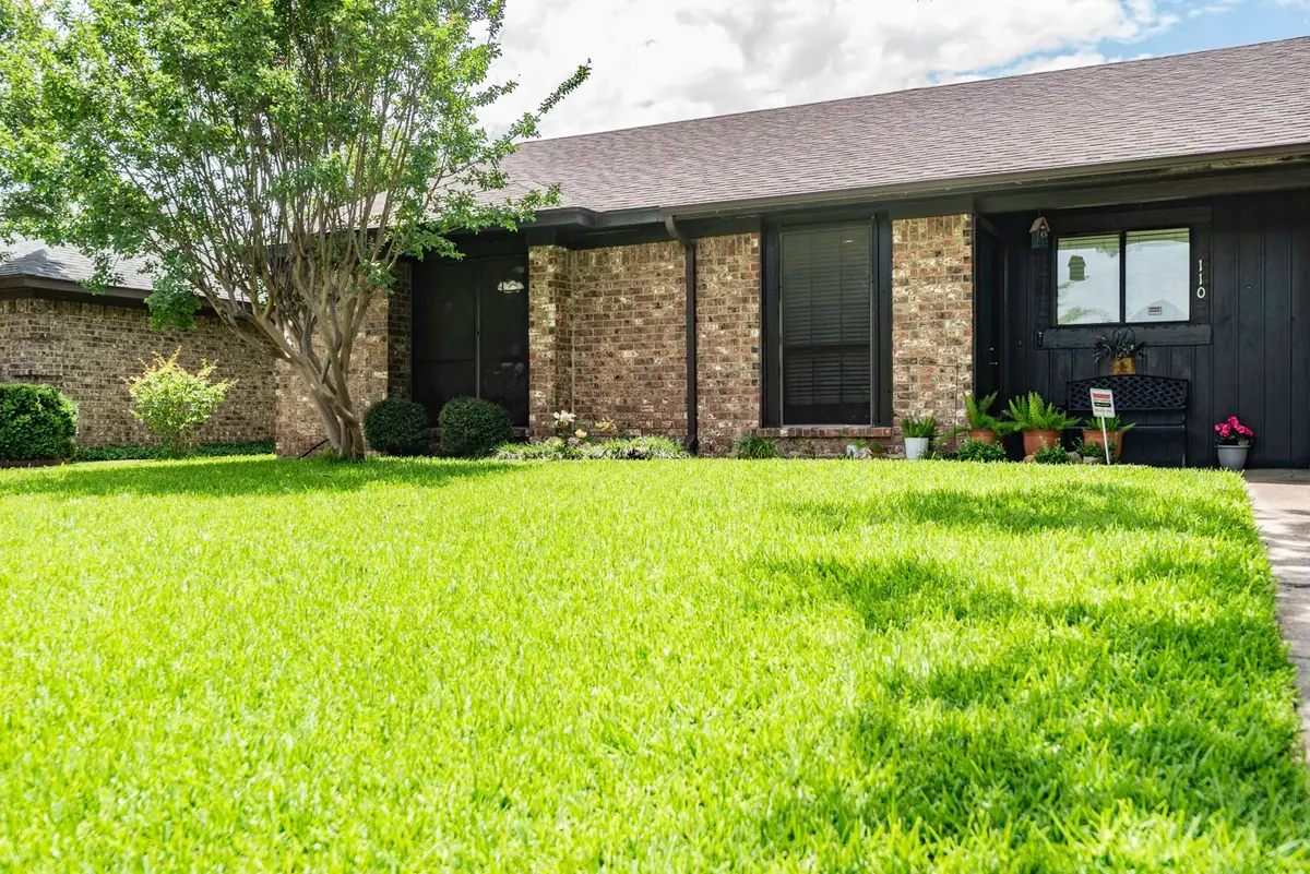 110 E Amberway Lane, Garland, TX 75040 - #1
