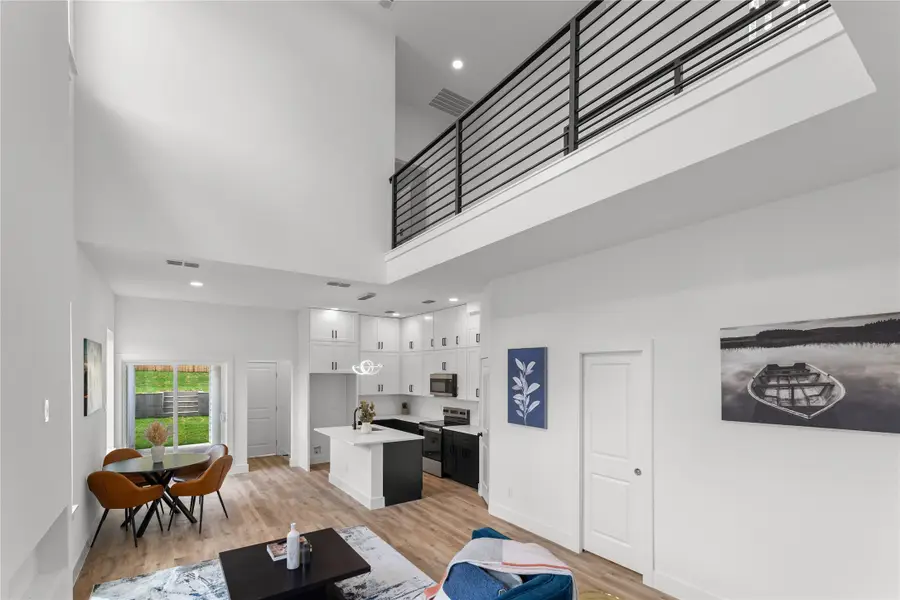 520 Woodbine Avenue, Dallas, TX 75203 - #2