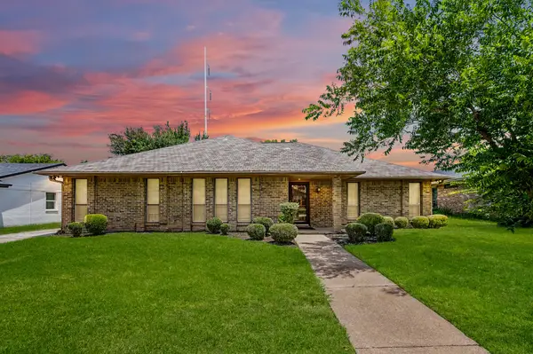 8709 Forest Green Drive, Dallas, TX 75243
