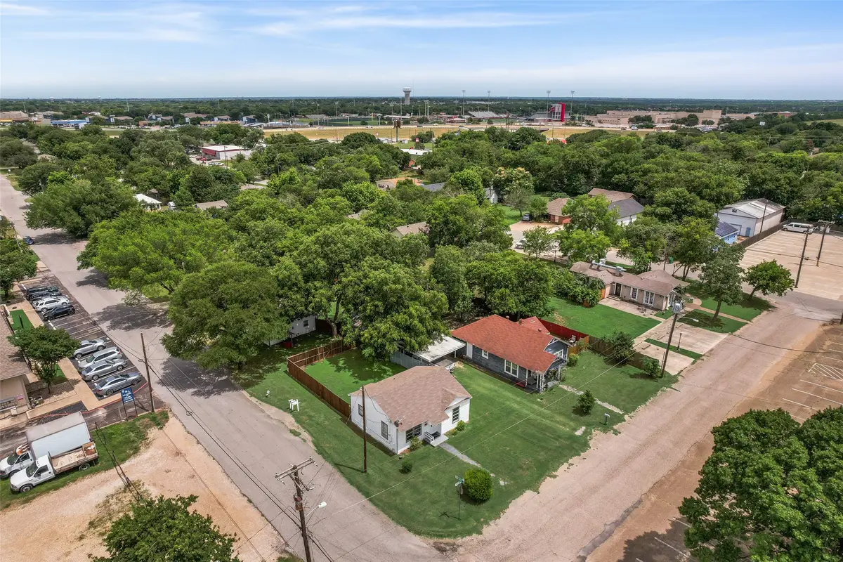 203 Wilson Street, Cedar Hill, TX 75104 - #1
