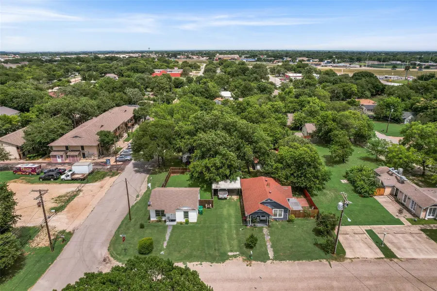 203 Wilson Street, Cedar Hill, TX 75104 - #2