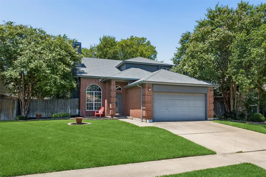 6717 Wooddale Drive, Watauga, TX 76148 - #2