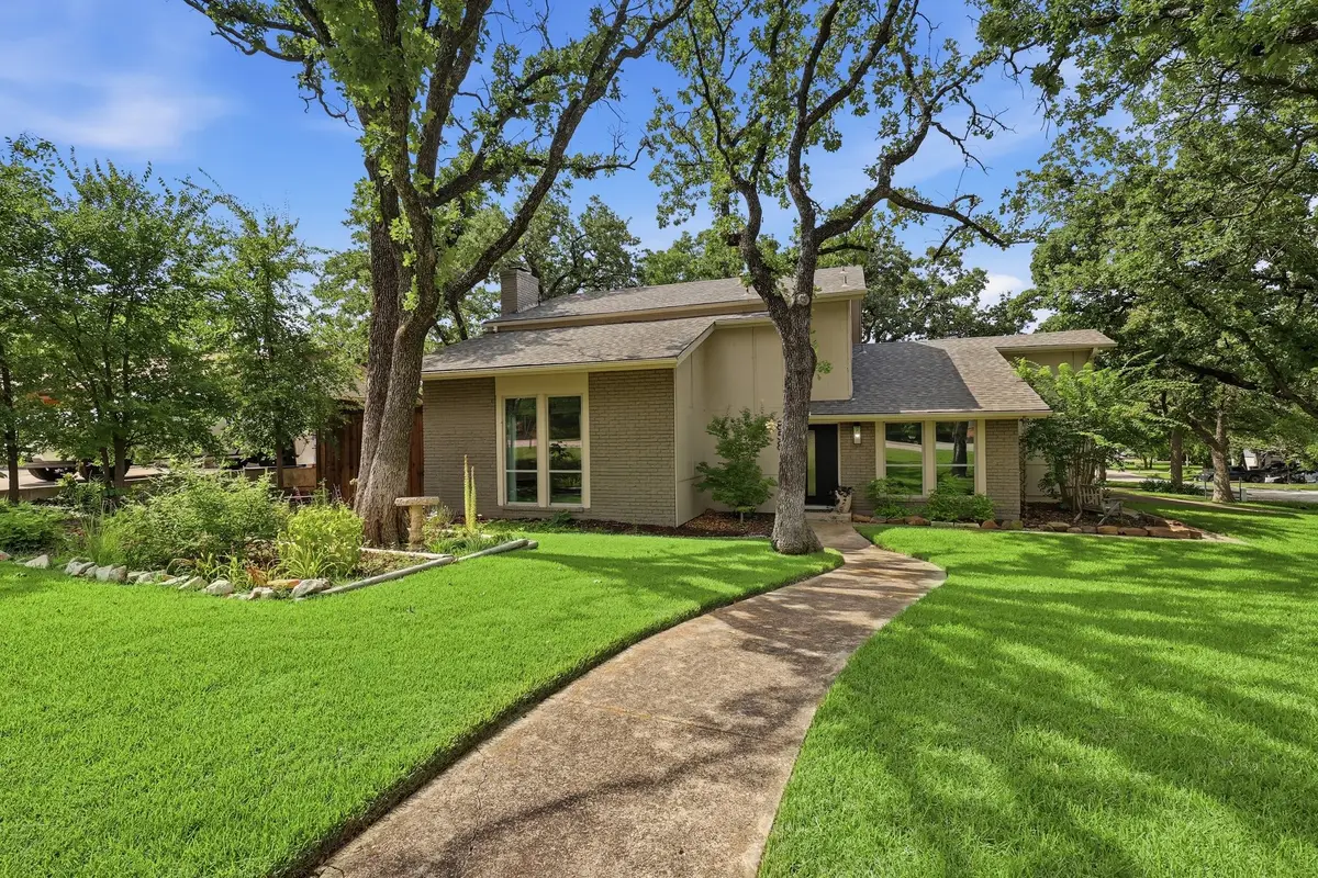 858 Highland Village Road, Highland Village, TX 75077 - #1