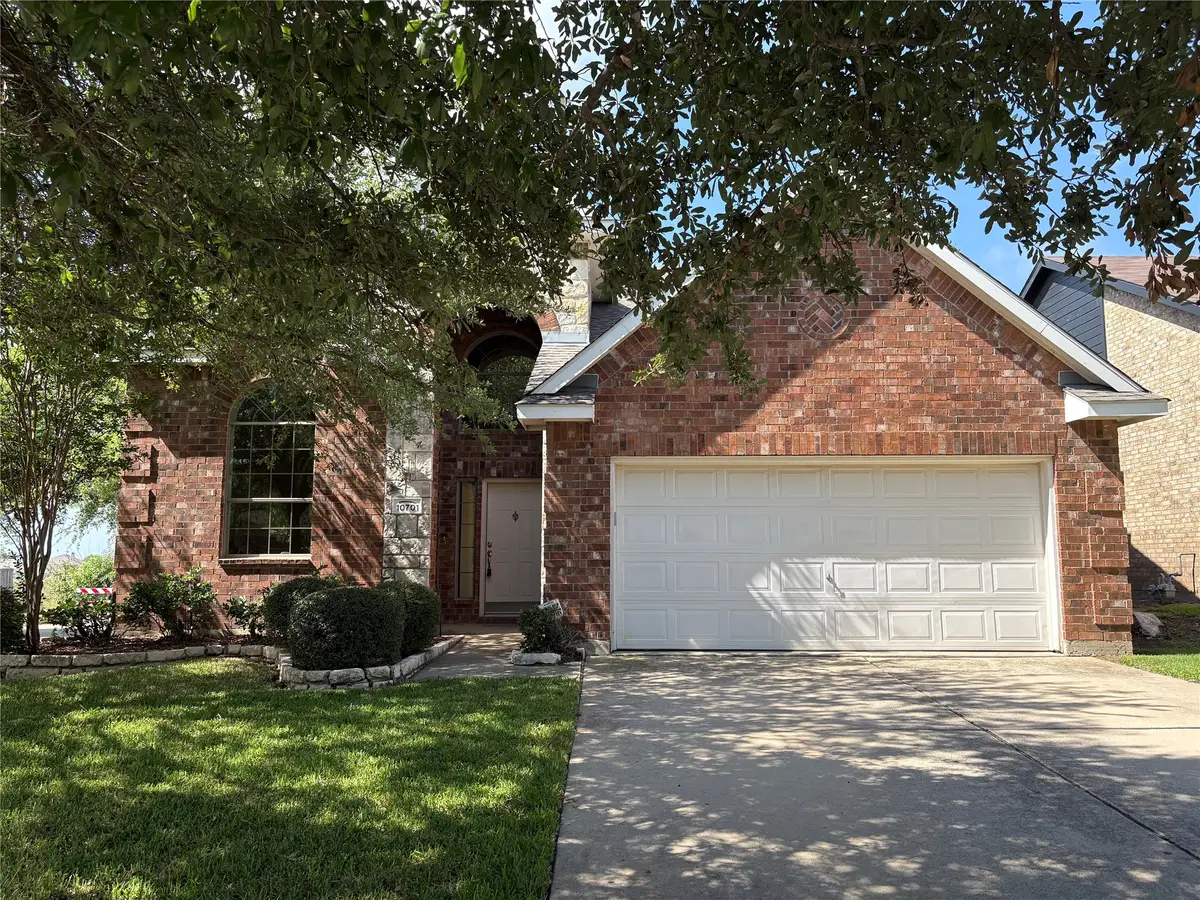 10701 Ambling Trail, Fort Worth, TX 76108 - #1