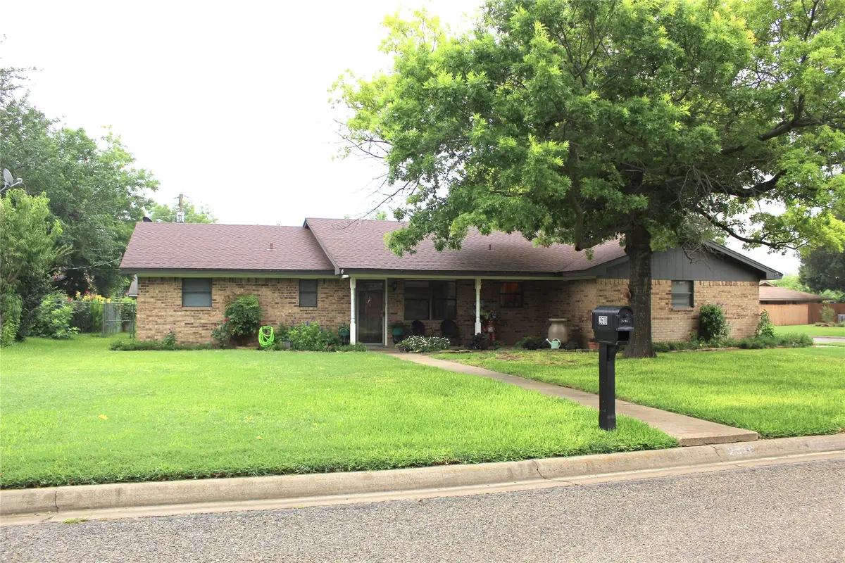 2610 Jasmine Street, Stephenville, TX 76401 - #1
