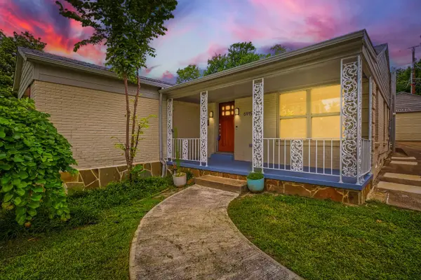6915 E Grand Avenue, Dallas, TX 75223
