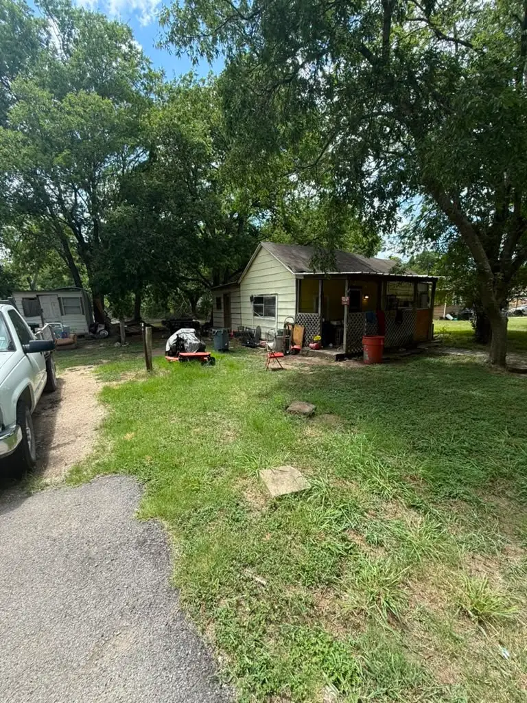 101 N Center Street, Whitney, TX 76692 - #3