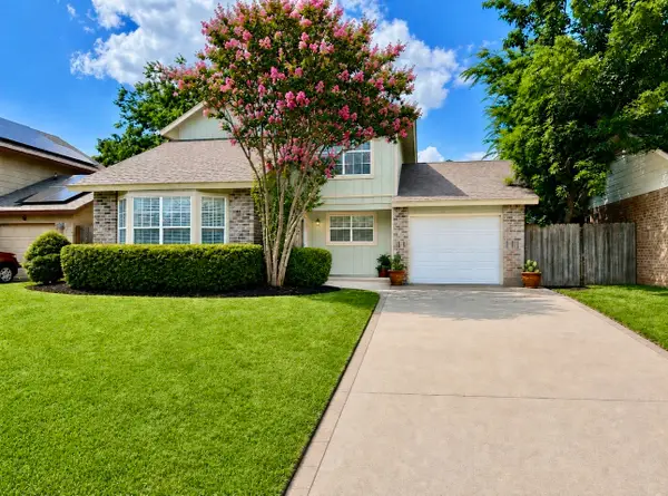4617 Waterway Drive N, Fort Worth, TX 76137