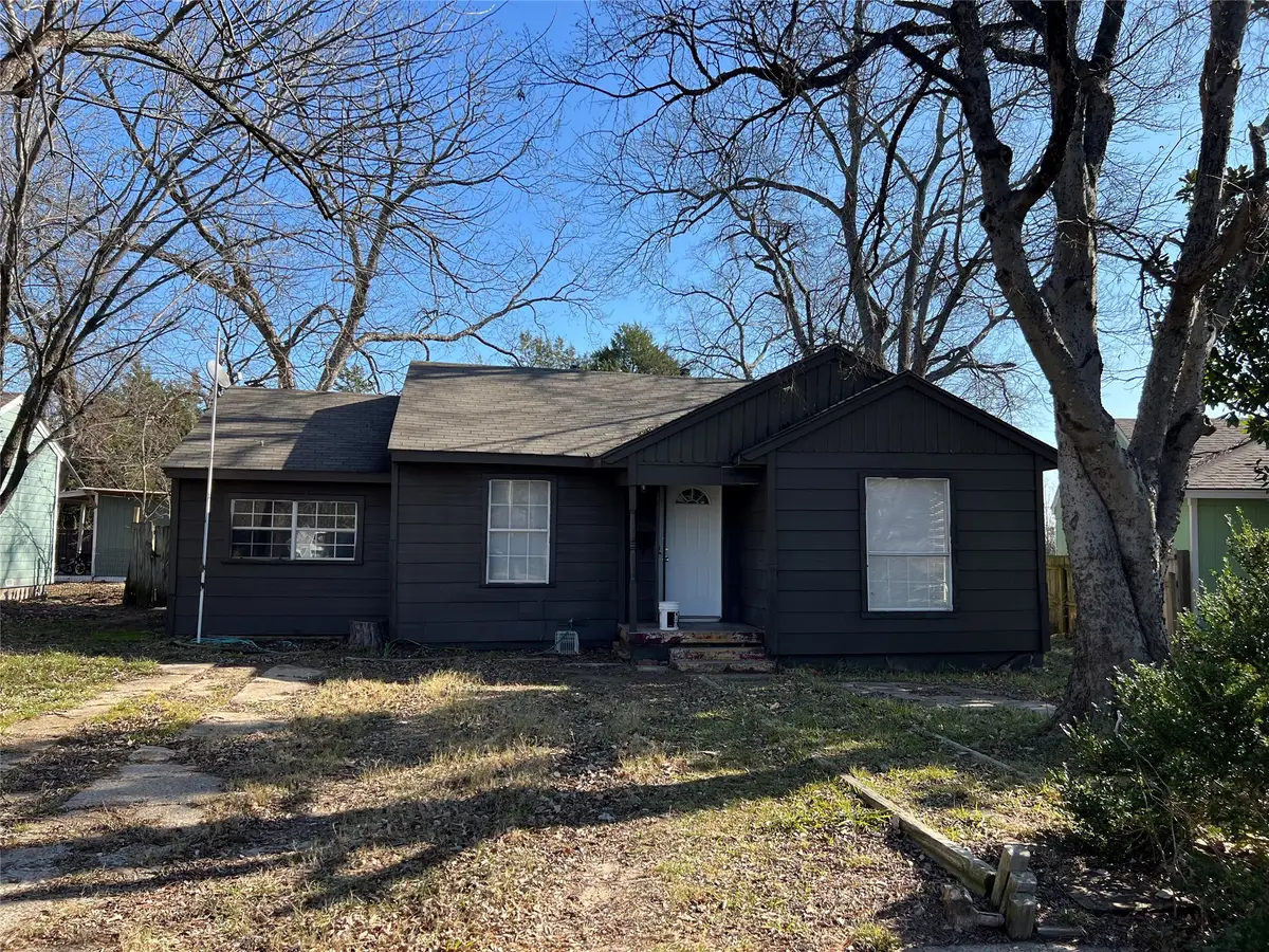 1104 Bell Drive, Greenville, TX 75401 - #1