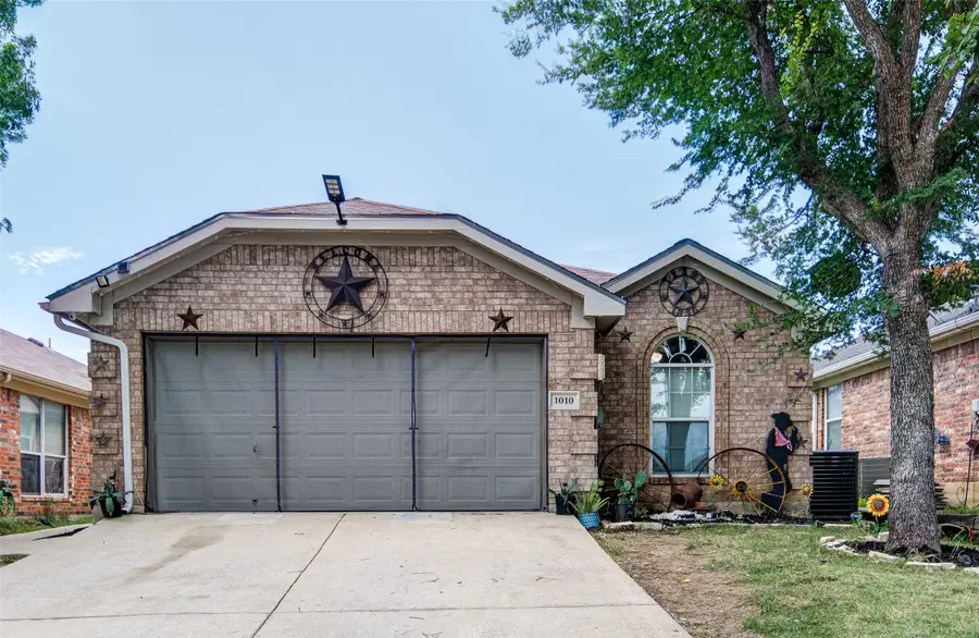 1010 Savage Drive, Denton, TX 76207 - #2