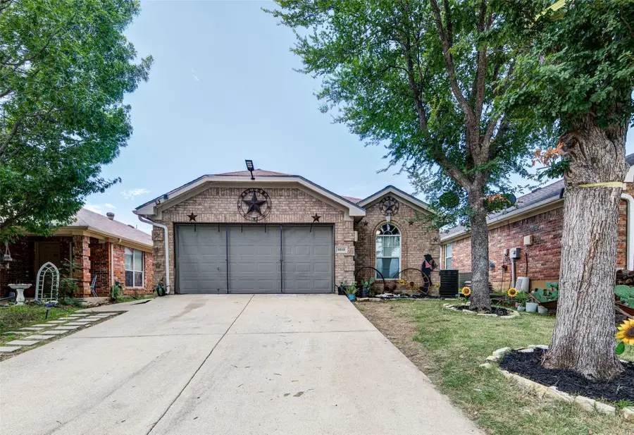 1010 Savage Drive, Denton, TX 76207 - #3