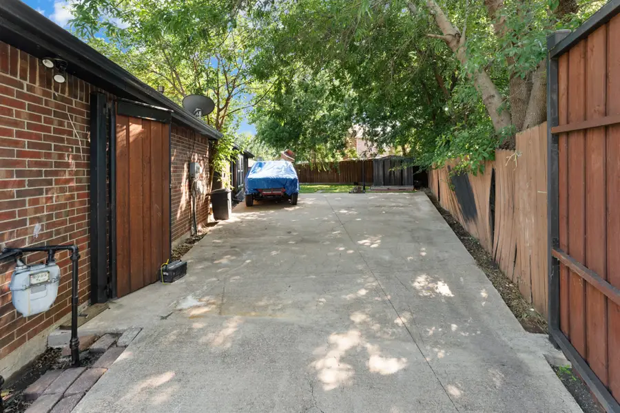 3481 Galaway Bay Drive, Grand Prairie, TX 75052 - #3