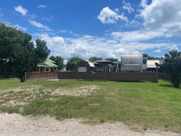3011 Seagull Road, Kerens, TX 75144