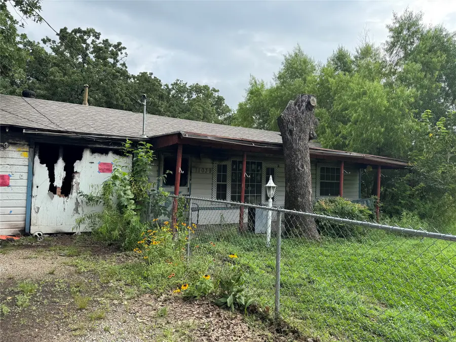 11039 Oakview Drive, Balch Springs, TX 75180 - #2