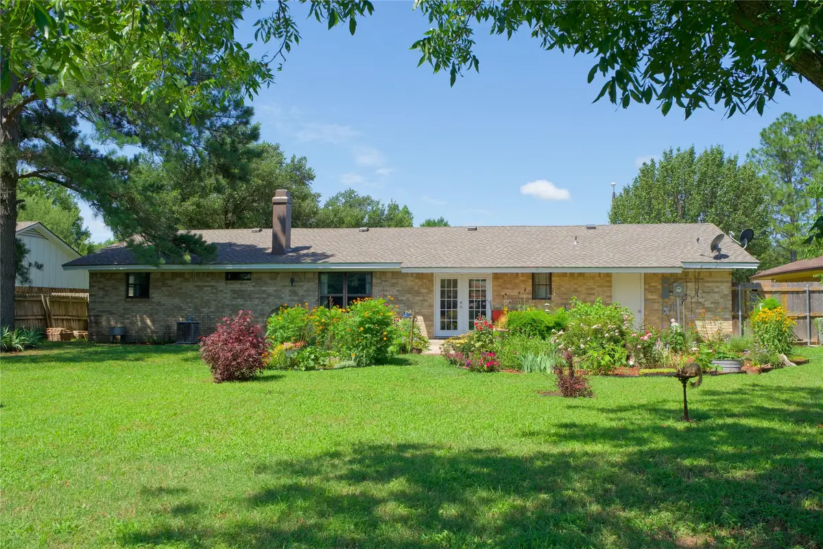 1208 Aspen Road, Gainesville, TX 76240 - #1