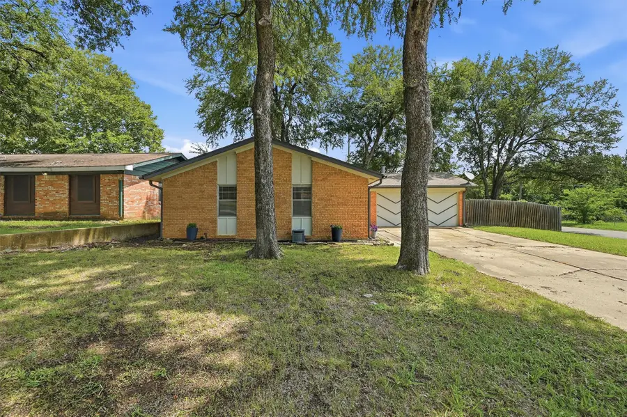 143 N Imperial Drive, Denison, TX 75020 - #3