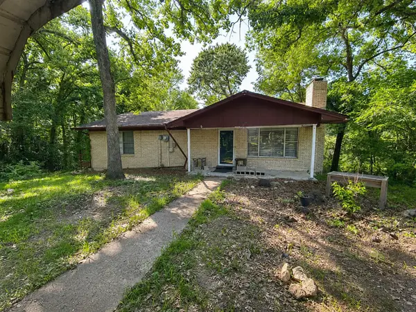 105 Elaine Drive, Gun Barrel City, TX 75156