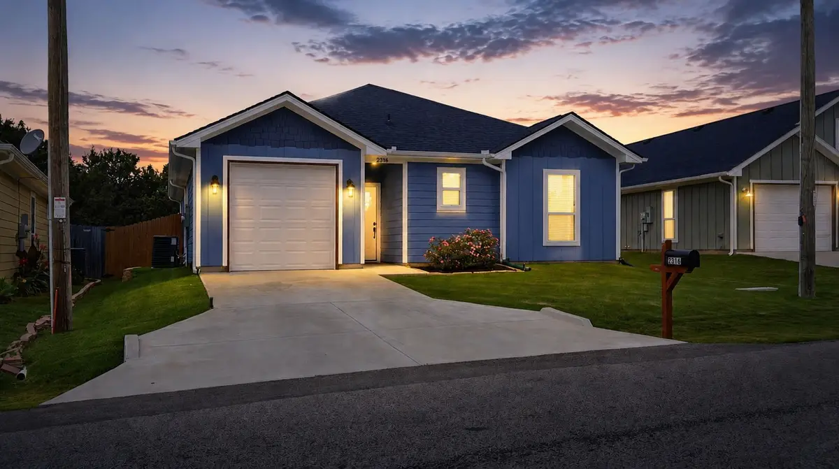 2316 Creekview Drive, Granbury, TX 76048 - #1