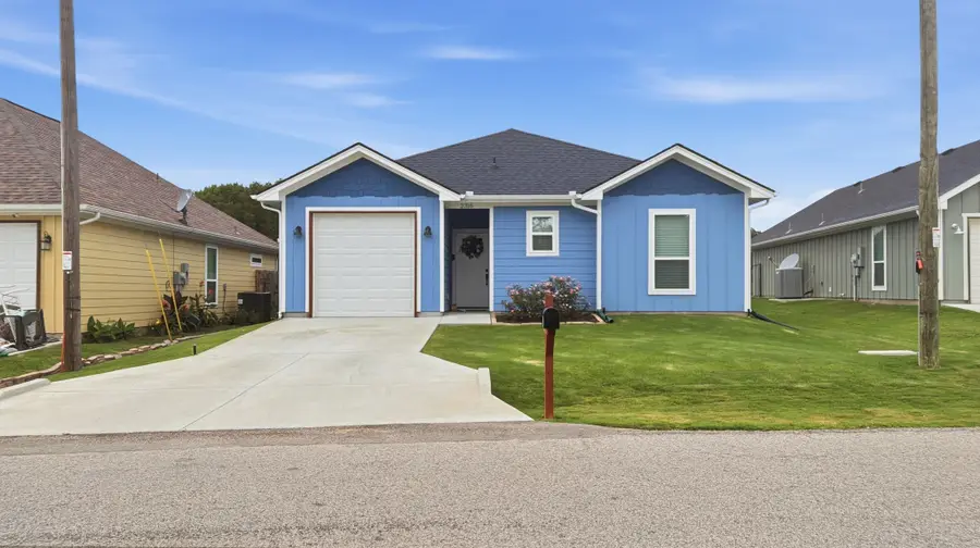 2316 Creekview Drive, Granbury, TX 76048 - #3