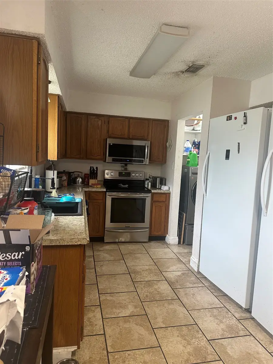 556 Greenway Drive, Saginaw, TX 76179 - #3