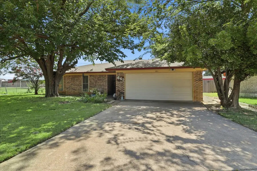 641 Deborah Court, Burleson, TX 76028 - #2