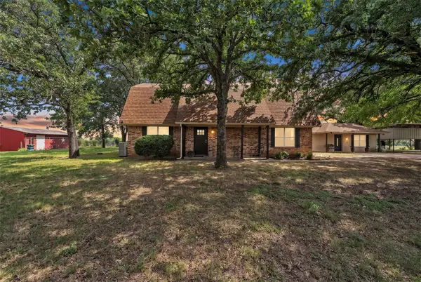 1016 County Road 314, Cleburne, TX 76031