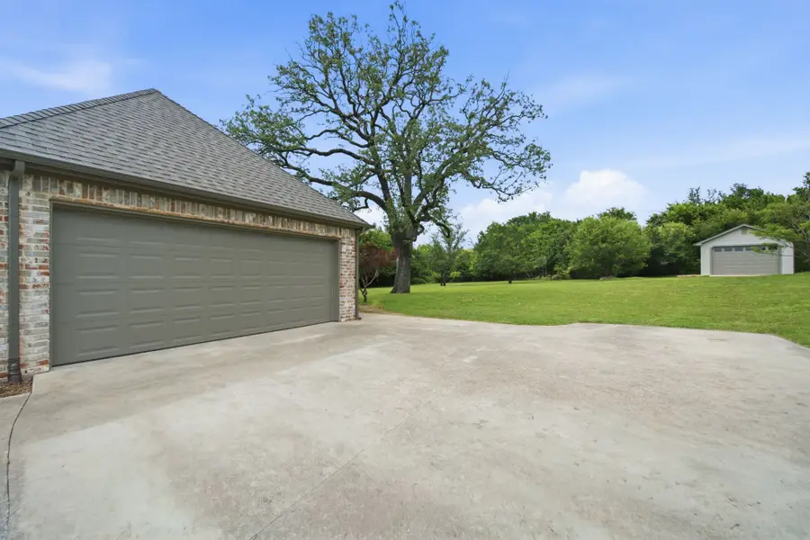140 Buckingham Court, Weatherford, TX 76088 - #2
