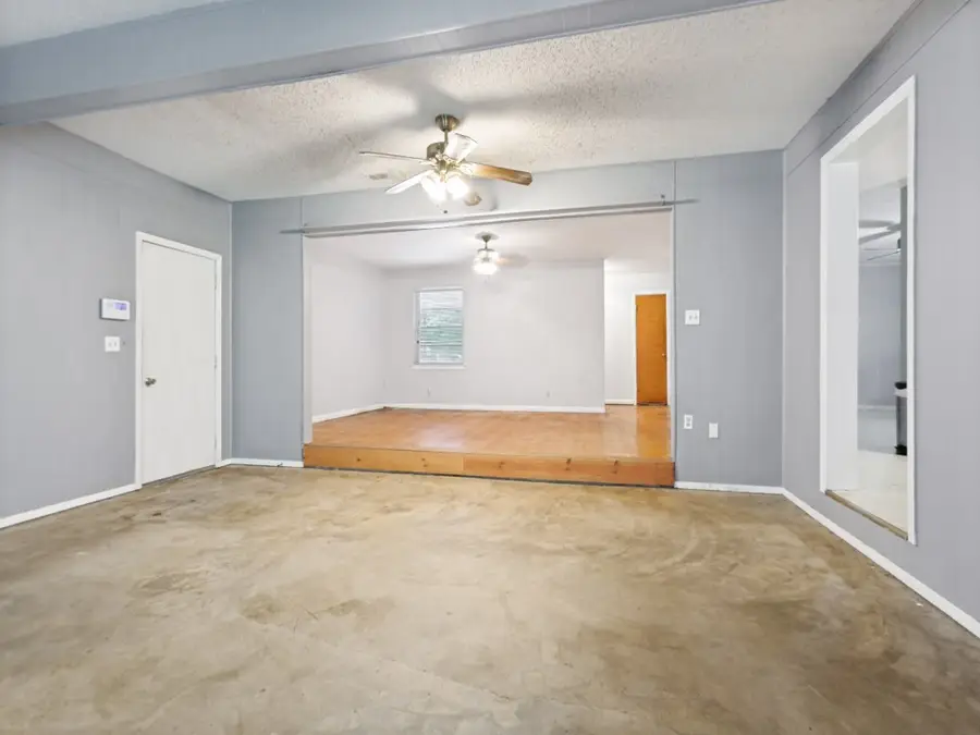 917 Blossom Circle, Garland, TX 75041 - #3