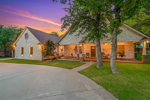 1085 Walking Horse Drive, Stephenville, TX 76401