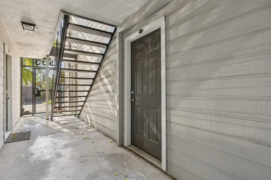 1503 N Garrett Avenue #111, Dallas, TX 75206 - #2