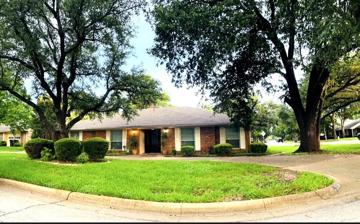 2110 Juanita Drive, Arlington, TX 76013 - #1