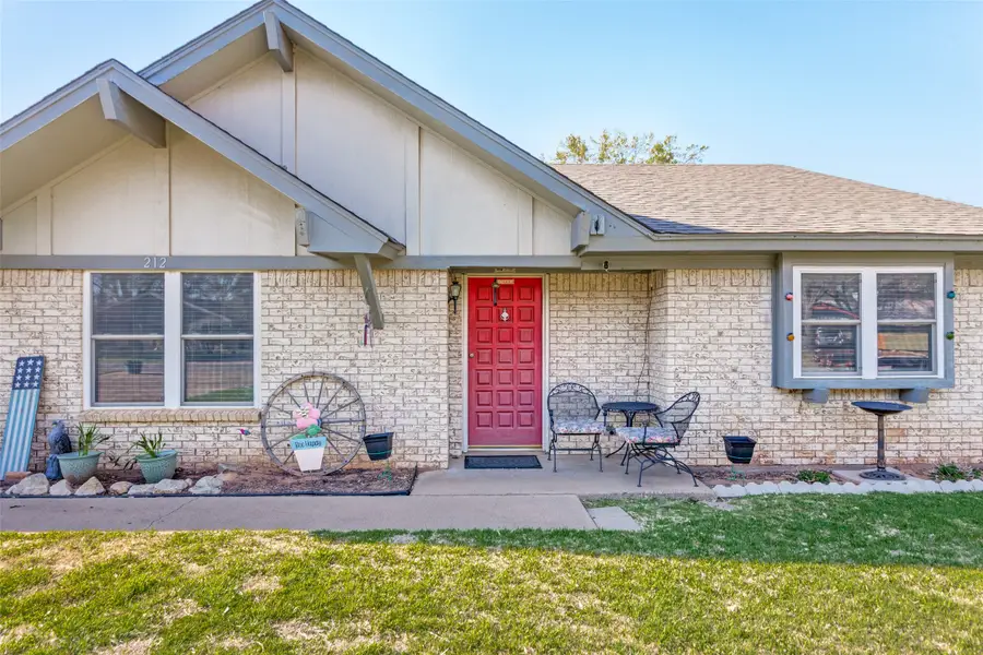 212 Casas Del Sur Street, Granbury, TX 76049 - #2