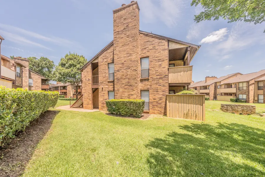 1204 Harwell Drive #2114, Arlington, TX 76011 - #3