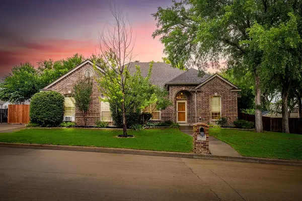 303 Blue Berry Lane, Aledo, TX 76008