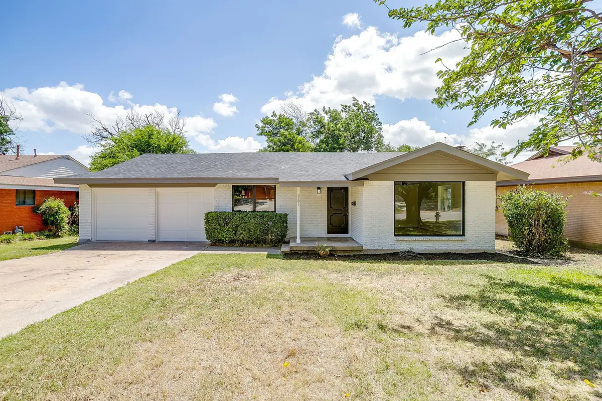 3501 Cimmaron Trail, Fort Worth, TX 76116 - #1