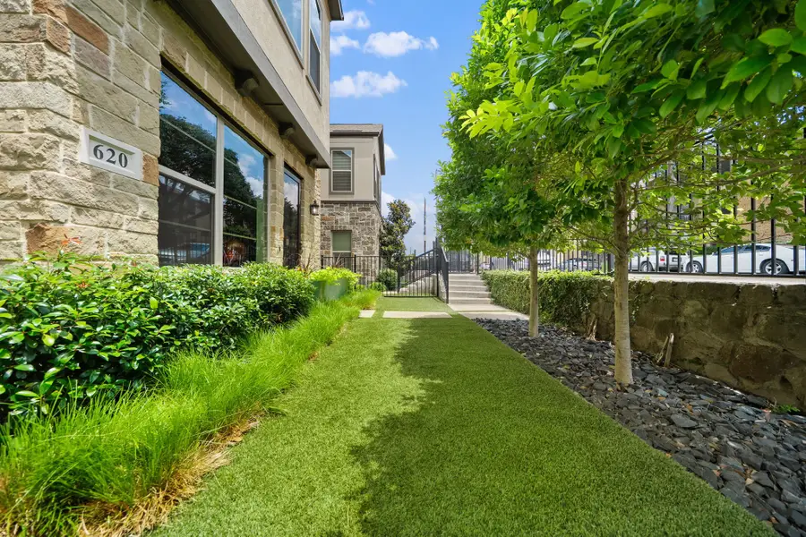 620 Aspen Valley Lane, Dallas, TX 75208 - #2