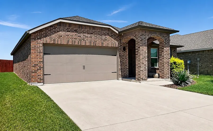 2216 Sadlers Creek Lane, Fort Worth, TX 76108 - #2