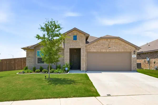 601 Emmons Creek Street, Justin, TX 76247