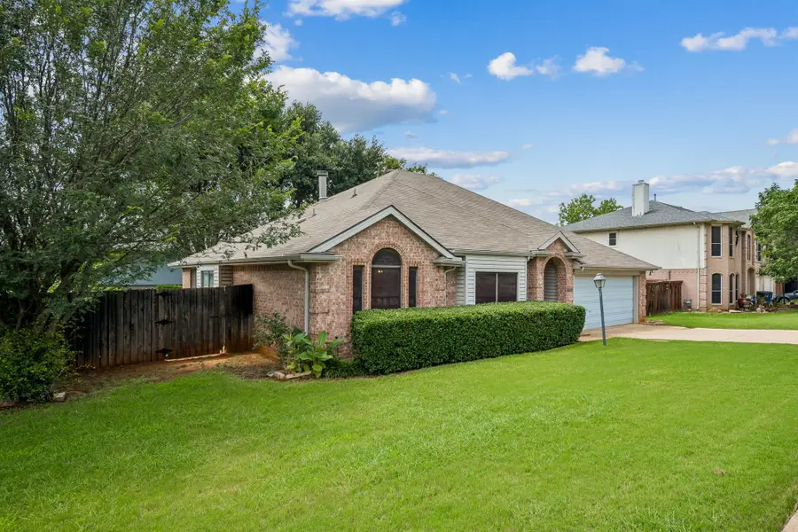 2612 Fountainview Drive, Corinth, TX 76210 - #2