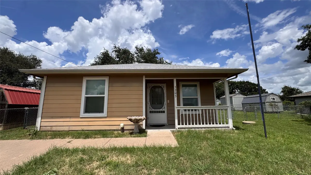 3203 Echo Trail, Granbury, TX 76049 - #1