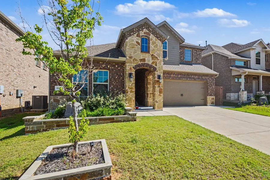 10600 Breezeway Drive, Aubrey, TX 76227 - #3