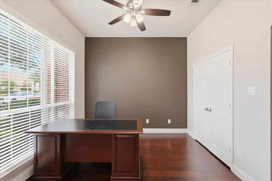 2427 Lismore Lane, Irving, TX 75063 - #3