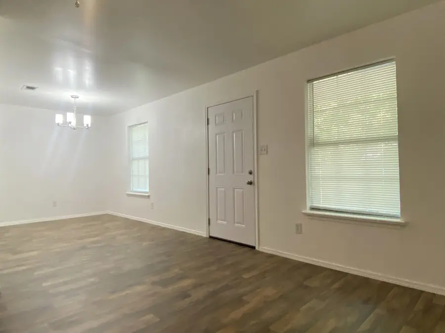 505 Red Springs Avenue, Mount Pleasant, TX 75455 - #2