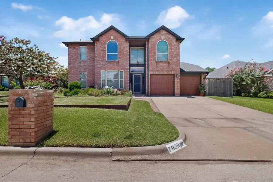 7929 Whispering Woods Lane, North Richland Hills, TX 76182 - #2