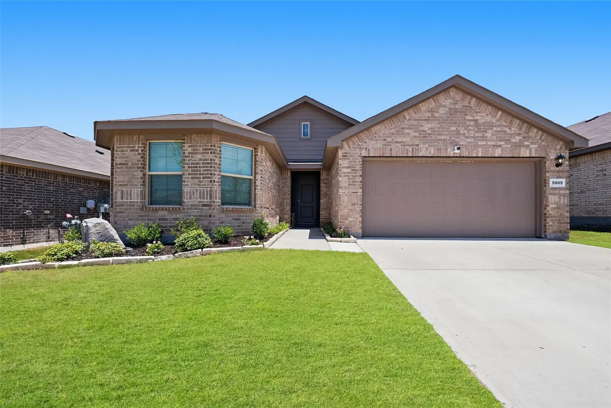 5905 Silverjack Trail, Denton, TX 76226 - #1