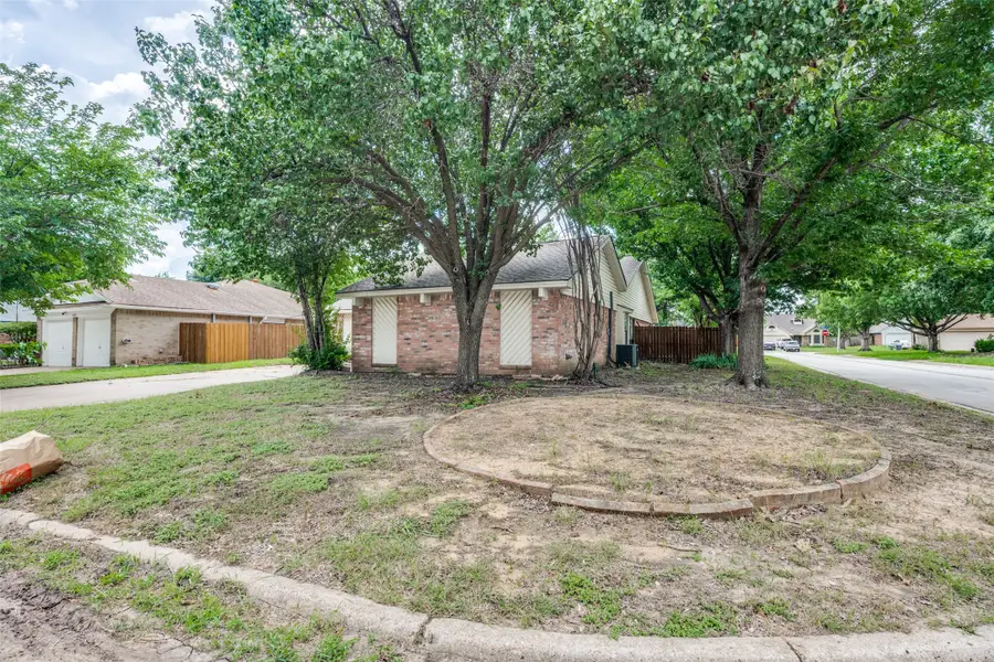 6400 Betsy Ross Drive, Arlington, TX 76002 - #2